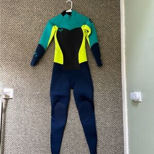 NWT! Roxy Wetsuit